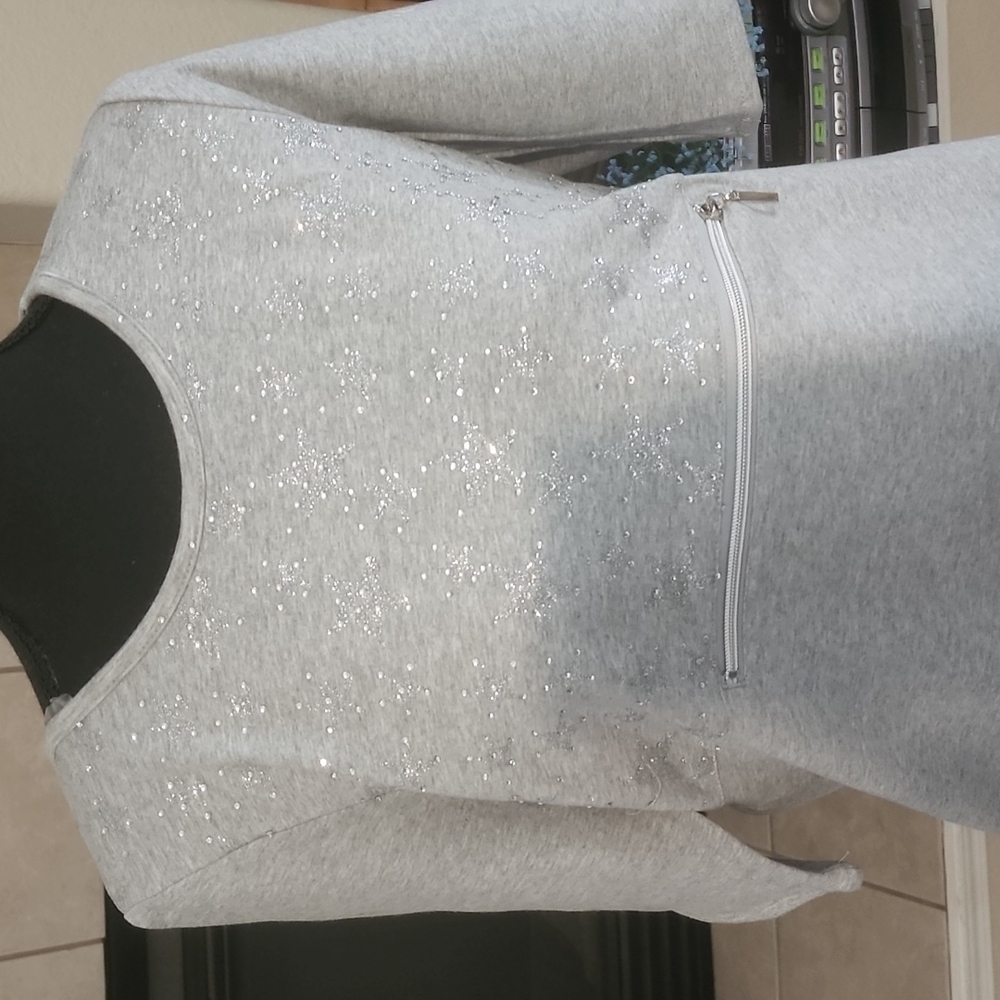 Sweatsuit - Picture 2 of 5